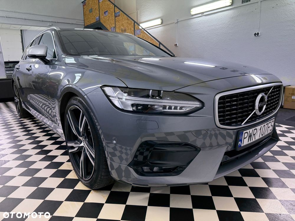 Volvo V90 D4 R-Design - 4
