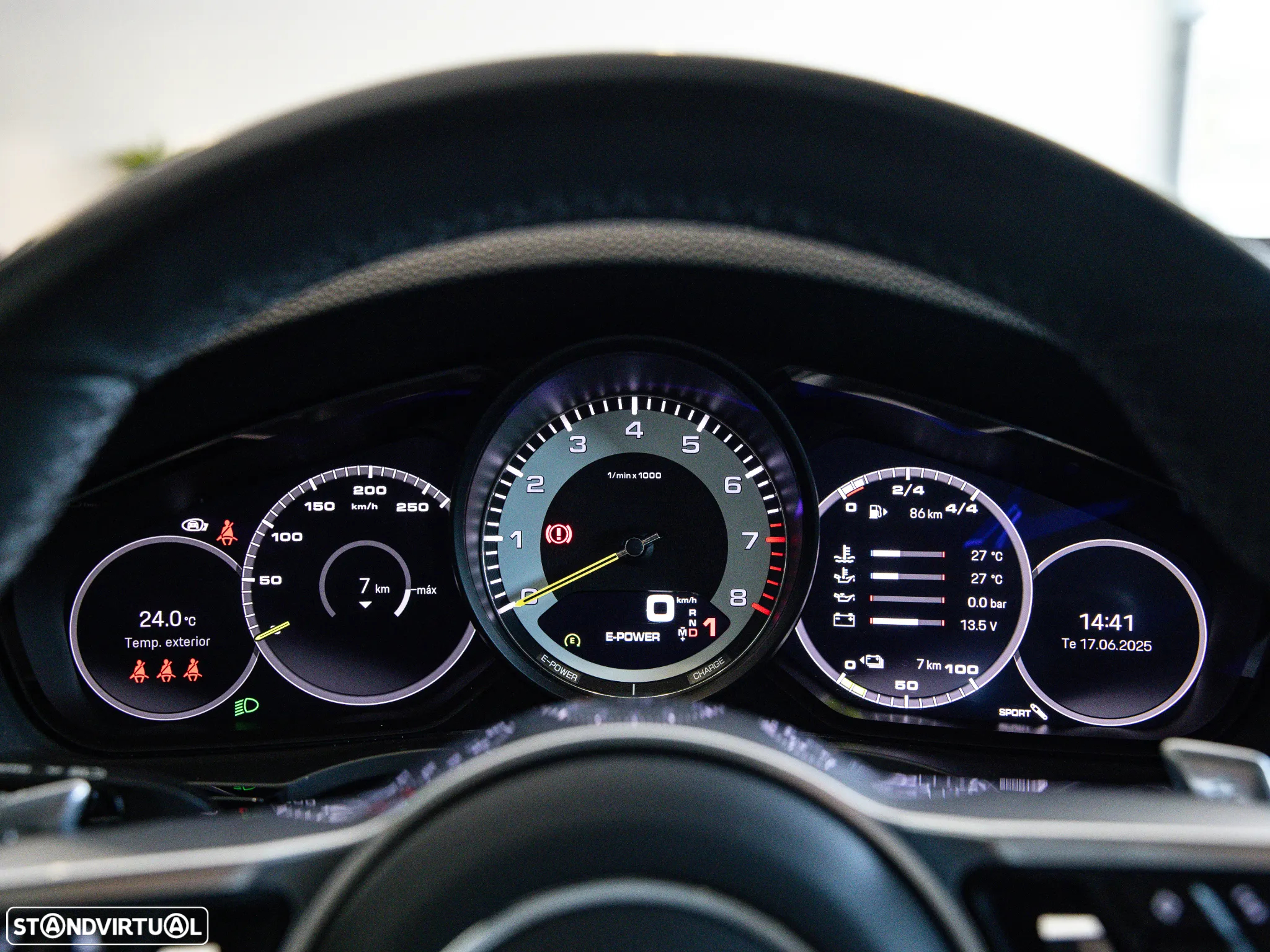 Porsche Cayenne Coupé E-Hybrid - 24