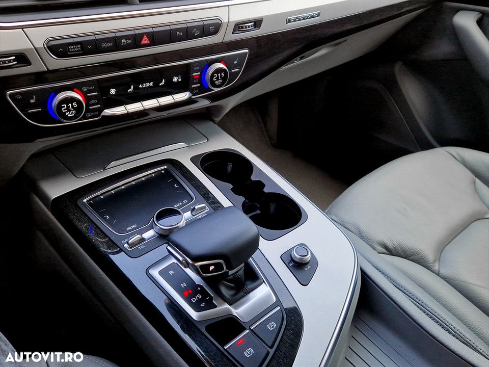 Audi Q7 3.0 TDI Quattro Tiptronic - 18