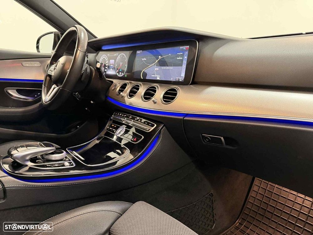 Mercedes-Benz E 300 de Avantgarde - 13
