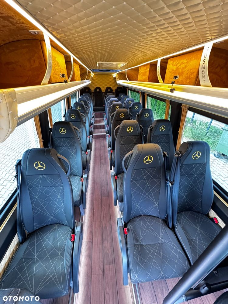 Mercedes-Benz Sprinter 519 - 5