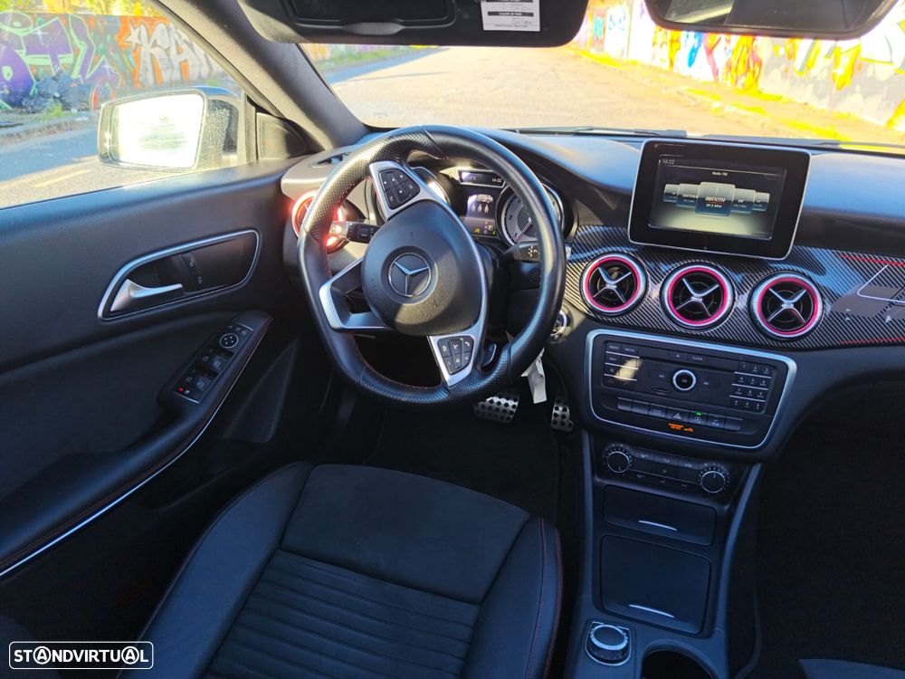 Mercedes-Benz CLA 200 d 4Matic 7G-DCT AMG Line - 25