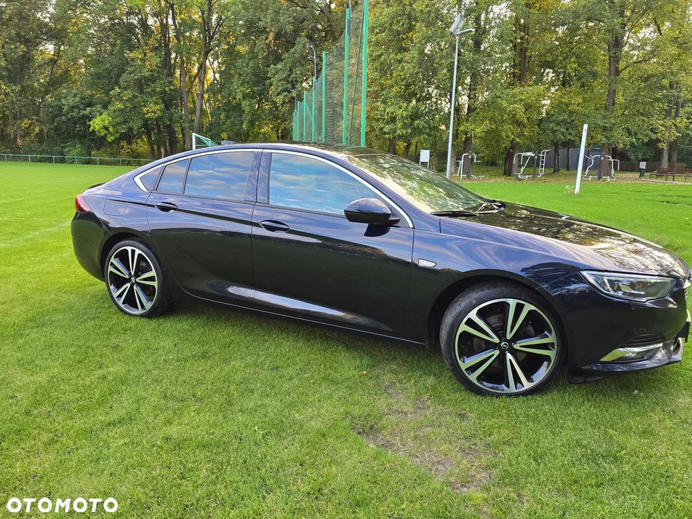 Opel Insignia - 16