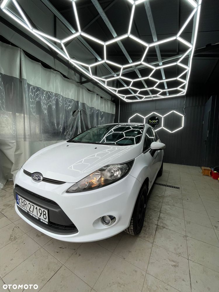 Ford Fiesta 1.25 Champions Edition - 8
