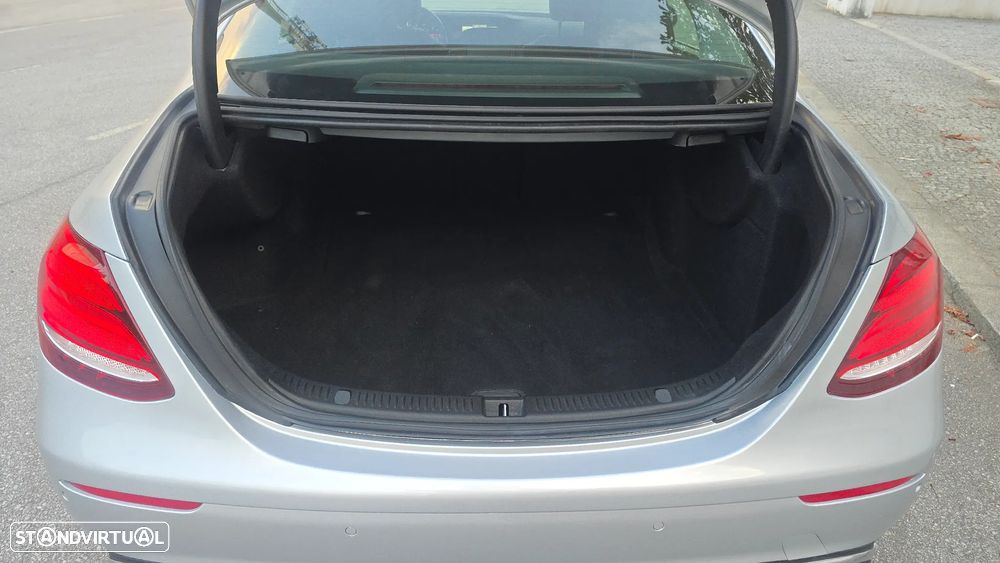 Mercedes-Benz E 220 d Avantgarde+ - 20