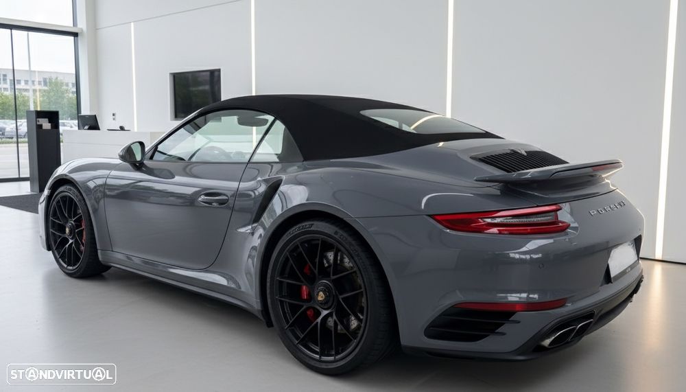 Porsche 911 (991) Turbo Cabriolet - 8