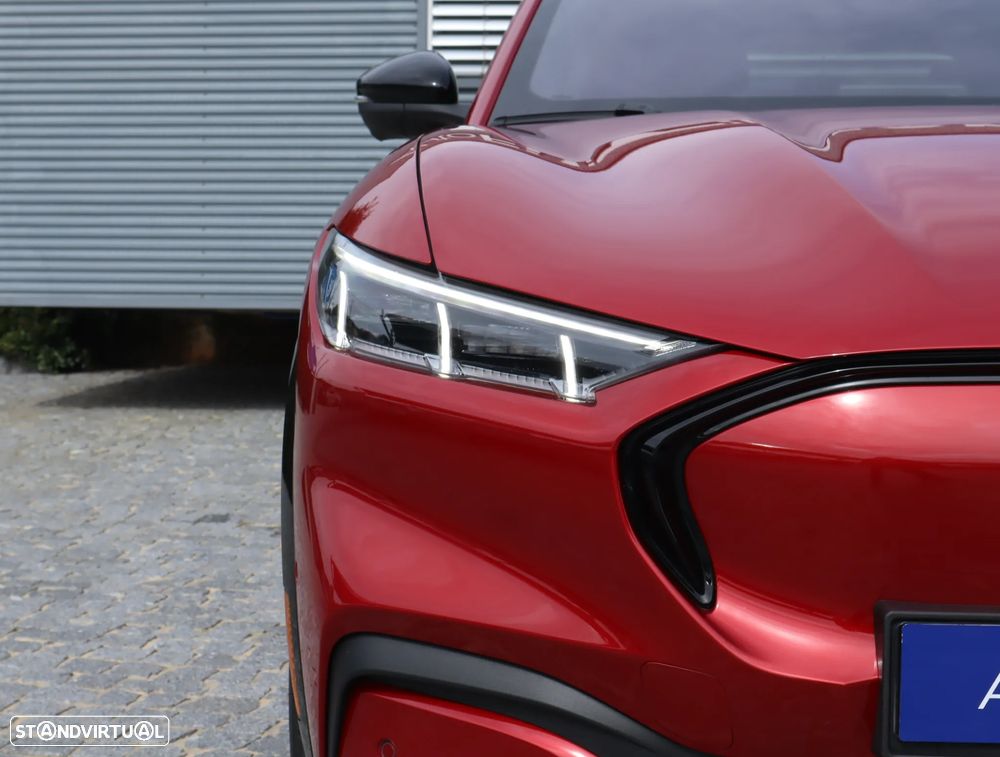 Ford Mustang Mach-E AWD PREMIUM - 9