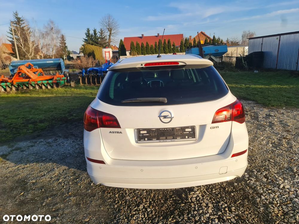 Opel Astra 1.7 CDTI - 4