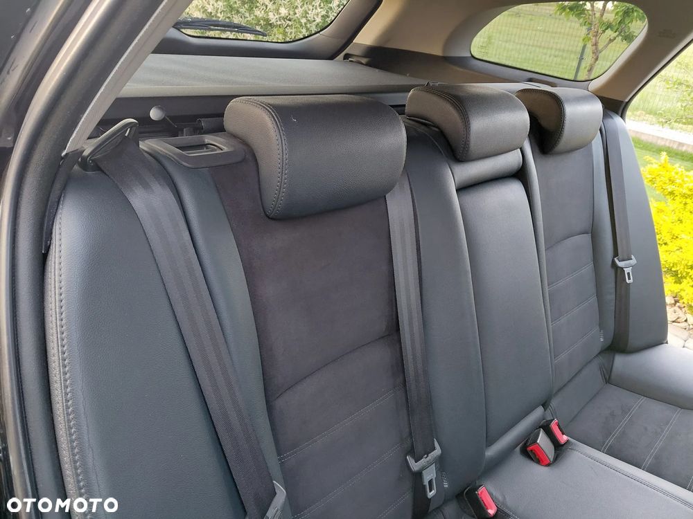 Toyota Avensis 2.0 D-4D PowerBoost Premium - 11