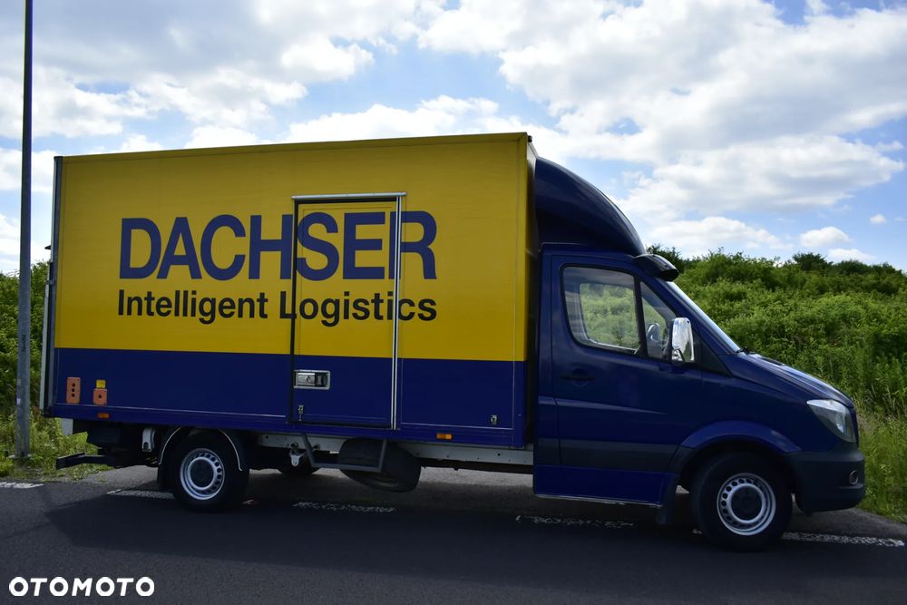 Mercedes-Benz Sprinter - 9