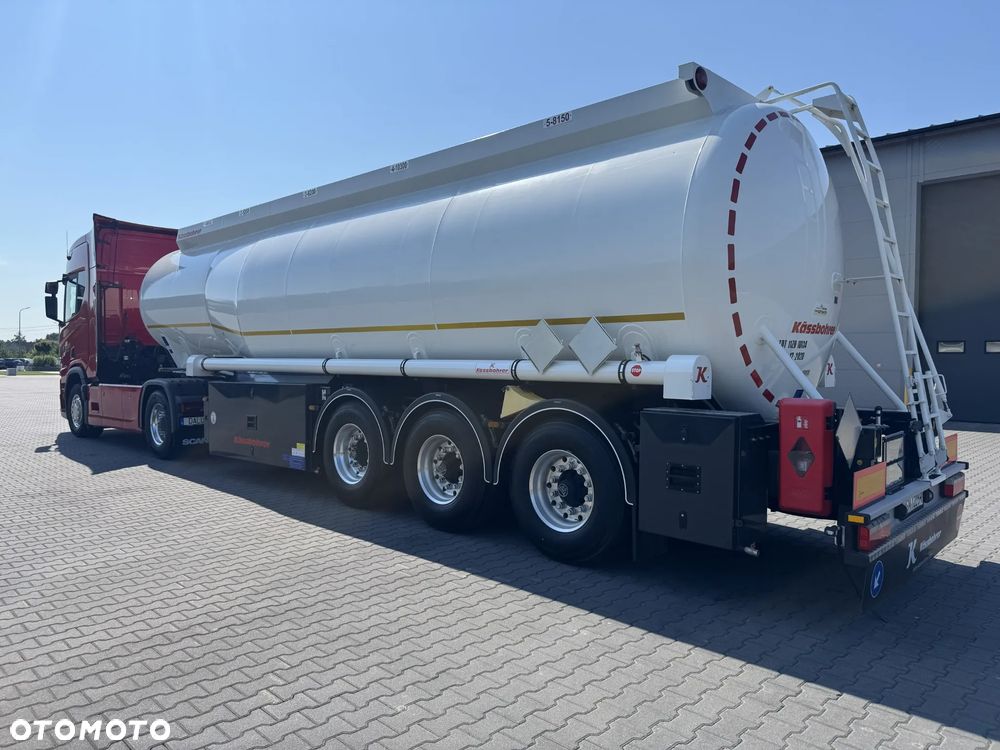 Scania R460 - ADR - 7