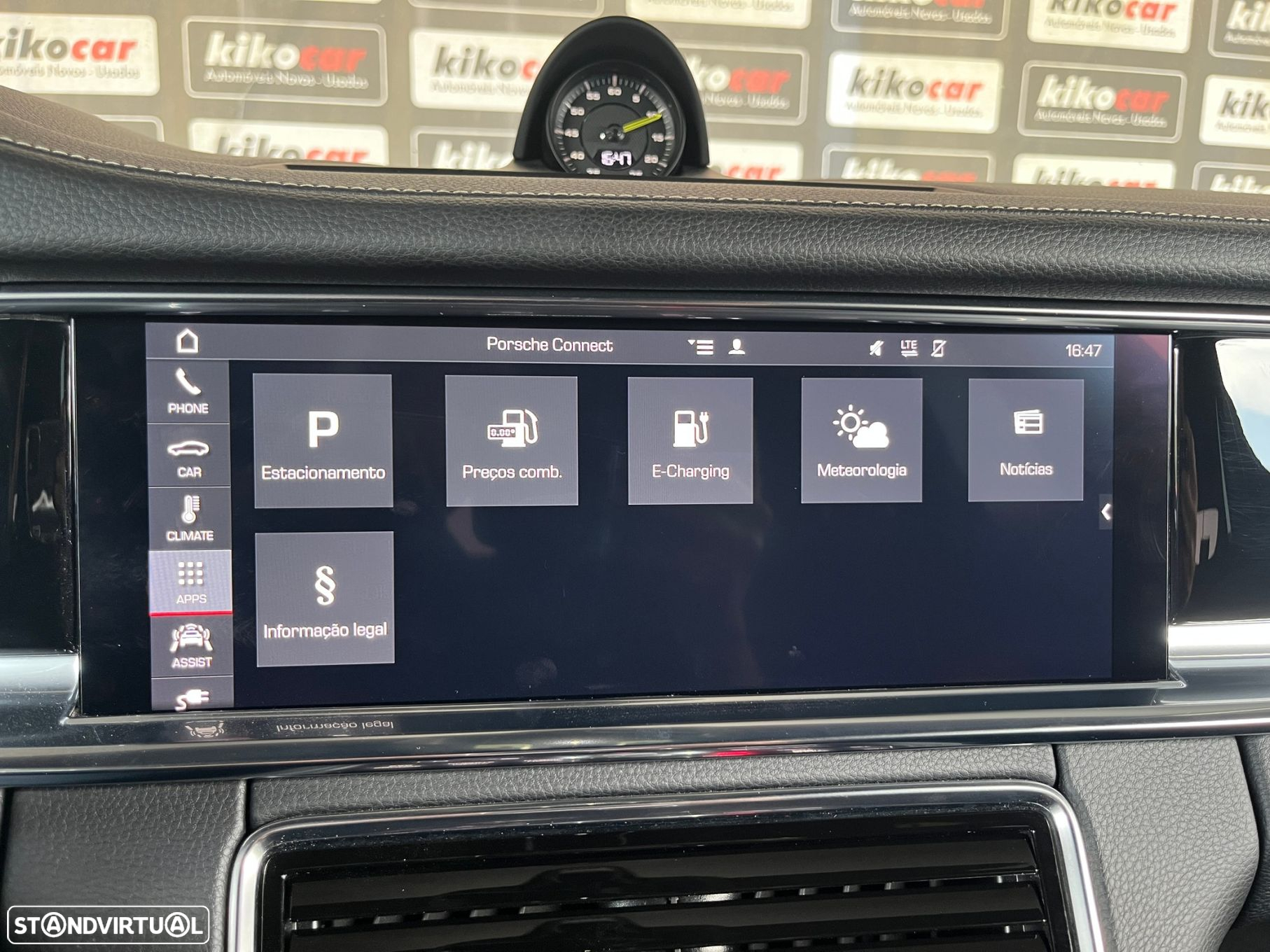 Porsche Panamera Sport Turismo 4 E-Hybrid 10 Years Edition - 48