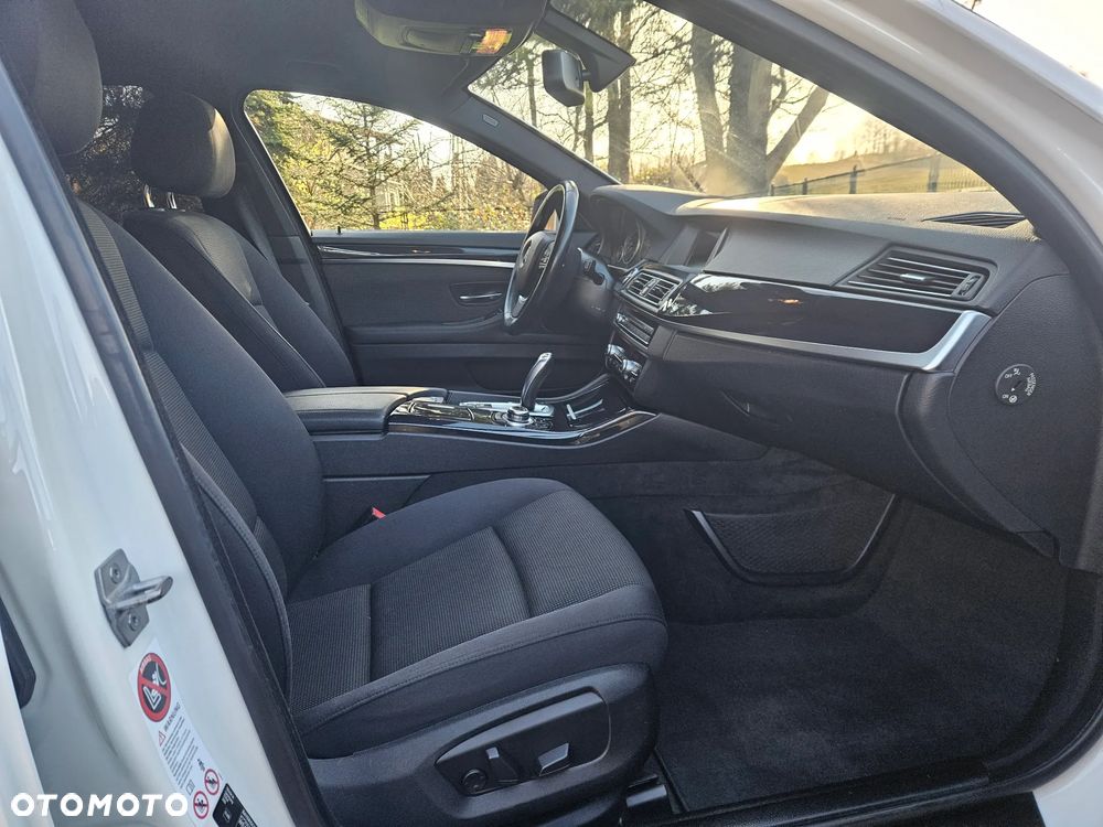 BMW Seria 5 - 24