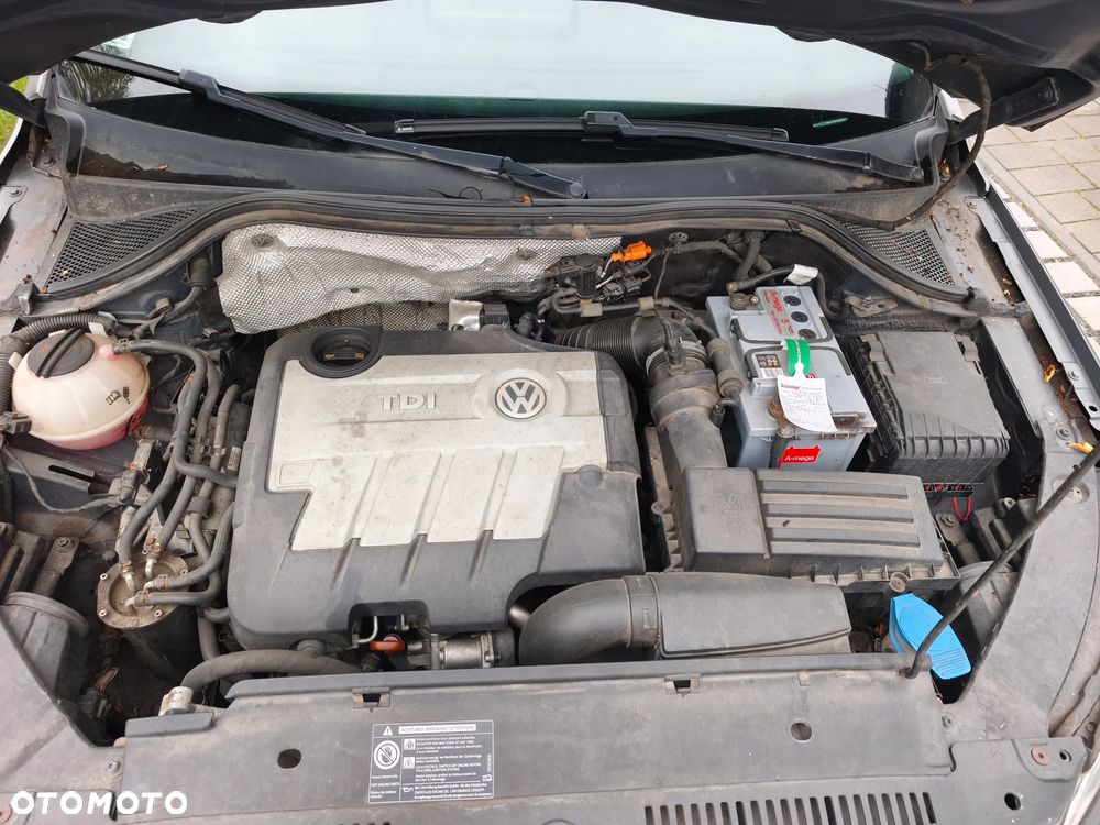 Volkswagen Tiguan - 9