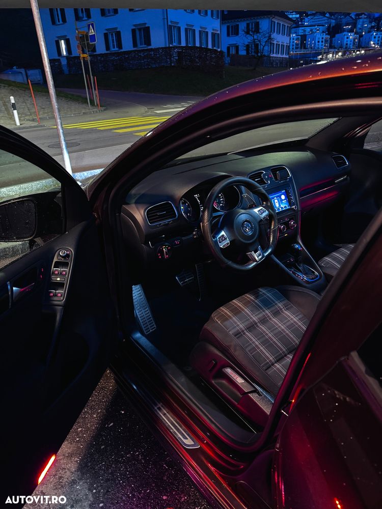 Volkswagen Golf 2.0 GTI DSG - 7