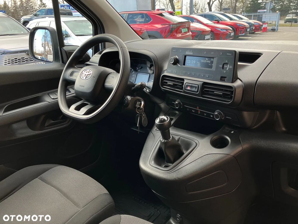 Toyota PROACE CITY - 24