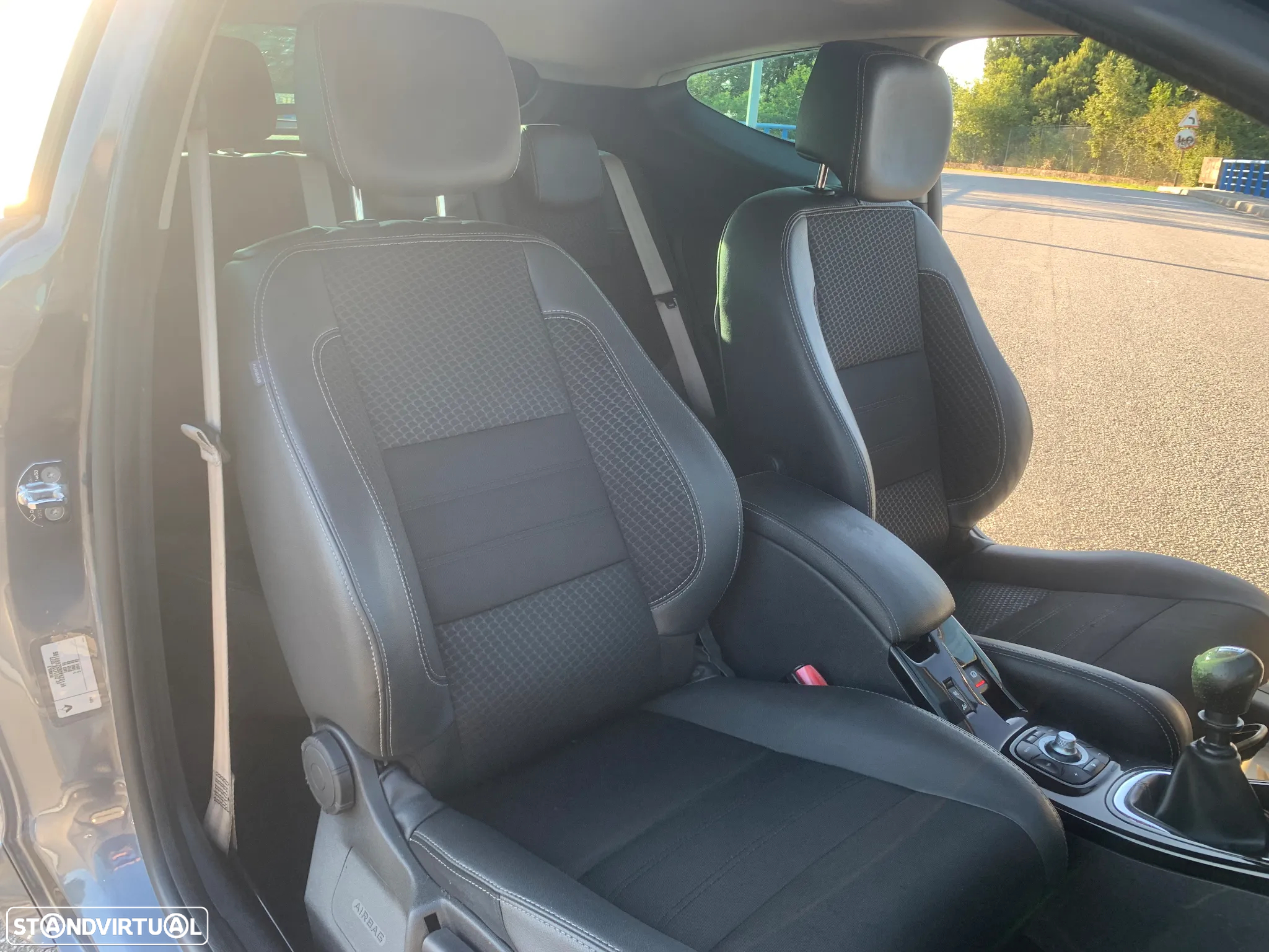Renault Mégane Coupe 1.6 dCi Bose Edition SS - 20