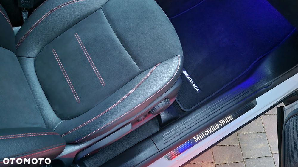 Mercedes-Benz GLA 200 AMG Line - 22