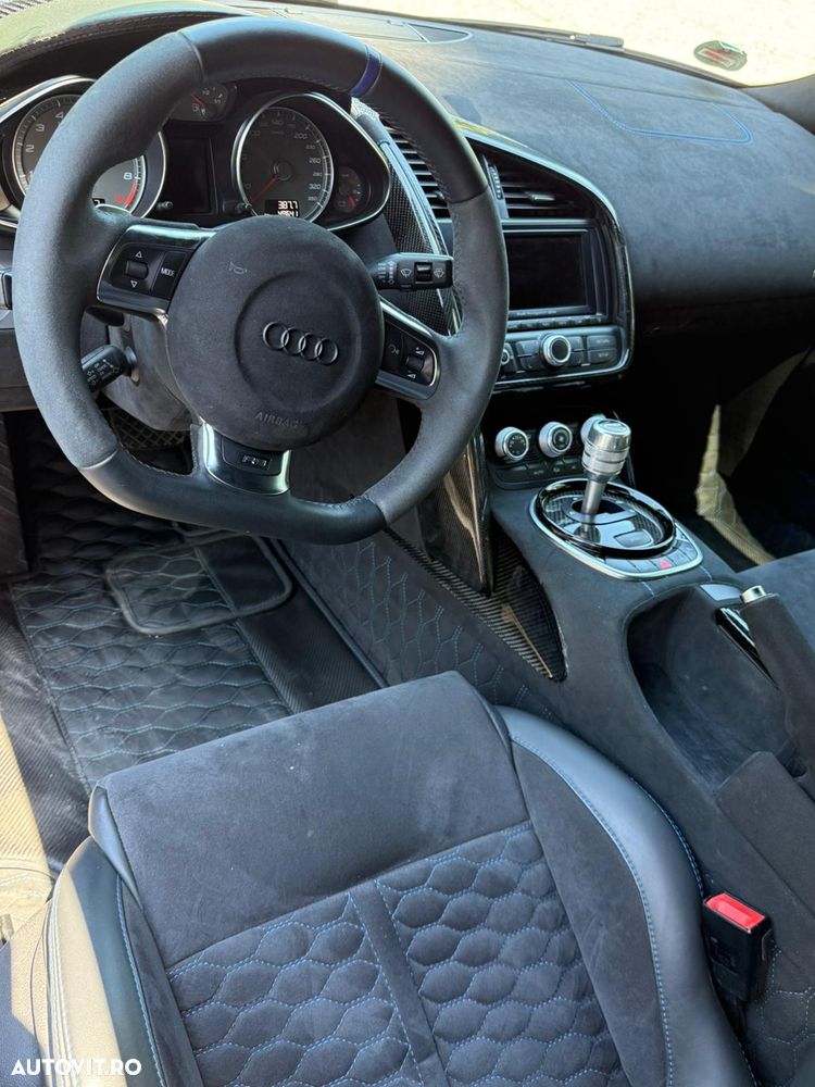 Audi R8 Coupe 4.2 FSI Quattro Stronic - 5