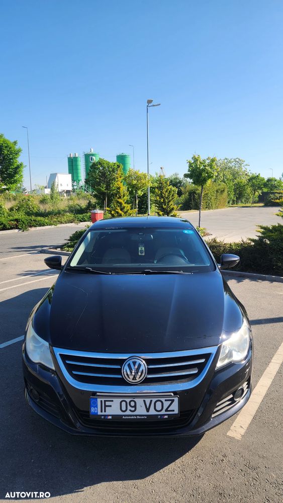 Volkswagen Passat 2.0TDI Trendline DPF DSG - 2