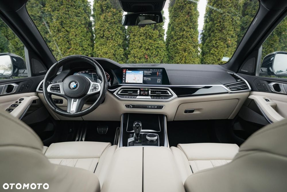 BMW X5 M M50d - 15