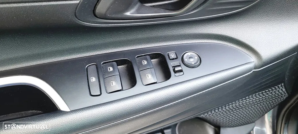 Hyundai Bayon 1.0 T-GDI Premium TT - 22