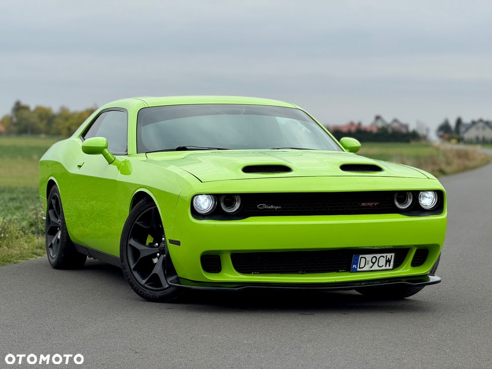Dodge Challenger - 6