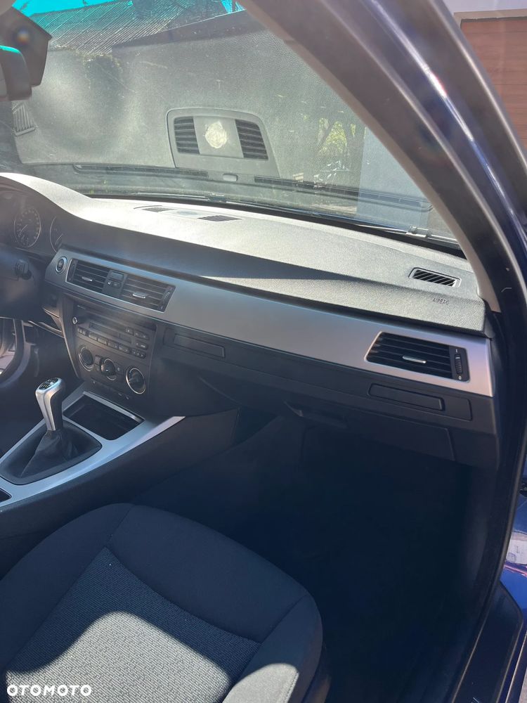 BMW Seria 3 - 23