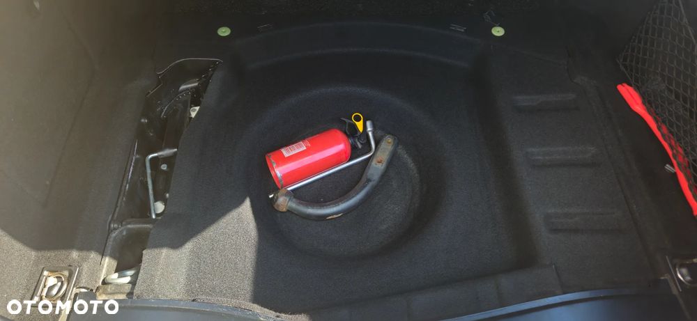 Mercedes-Benz Klasa E - 12