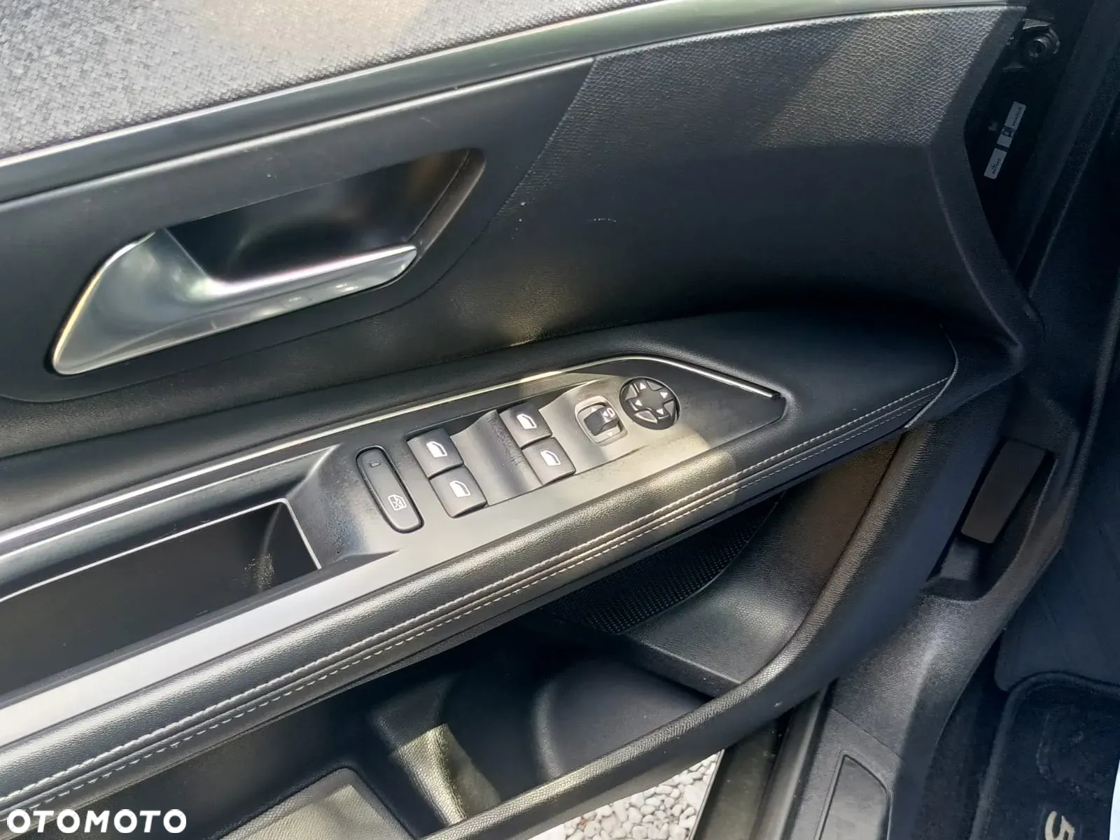 Peugeot 5008 - 34