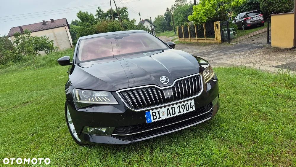 Skoda Superb 2.0 TDI Sportline DSG - 3