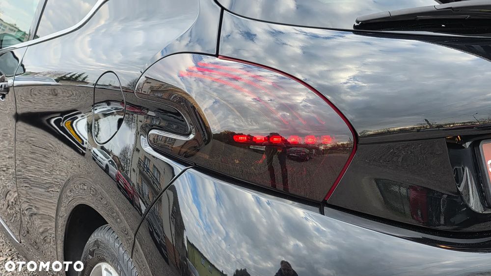 Peugeot 208 1.6 VTi Allure - 21