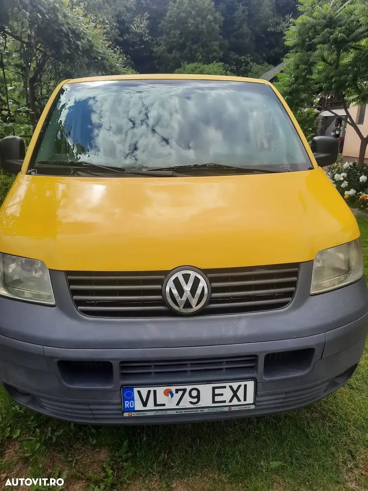 Volkswagen Transporter - 1