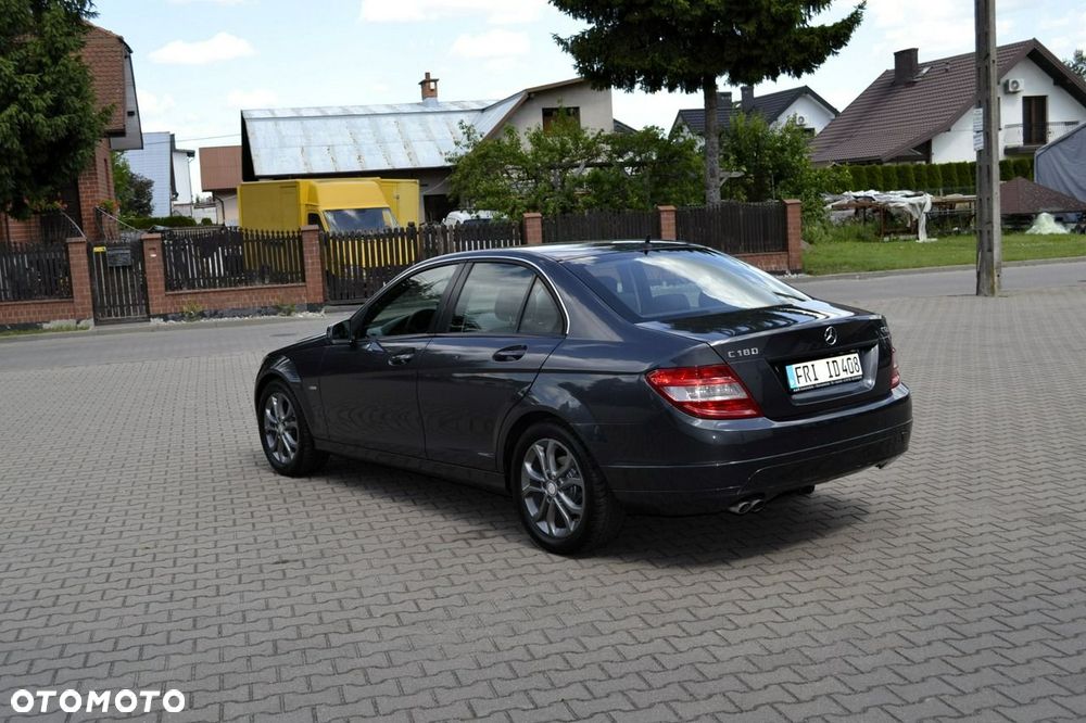 Mercedes-Benz Klasa C 180 BlueEFFICIENCY 7G-TRONIC Elegance - 5