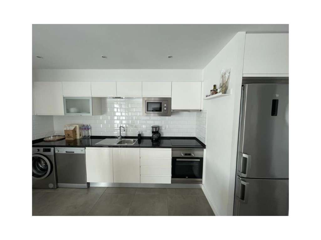 Apartamento T2 na 1º linha, em Quarteira - Grande imagem: 3/18