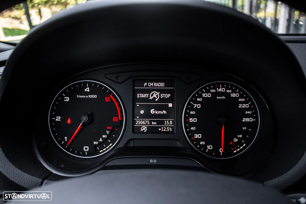 Audi A3 1.6 TDI Attraction - 17