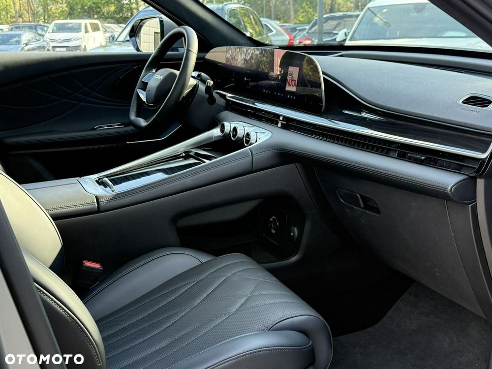 Omoda 9 1.5 Super Hybrid Exclusive AWD - 22