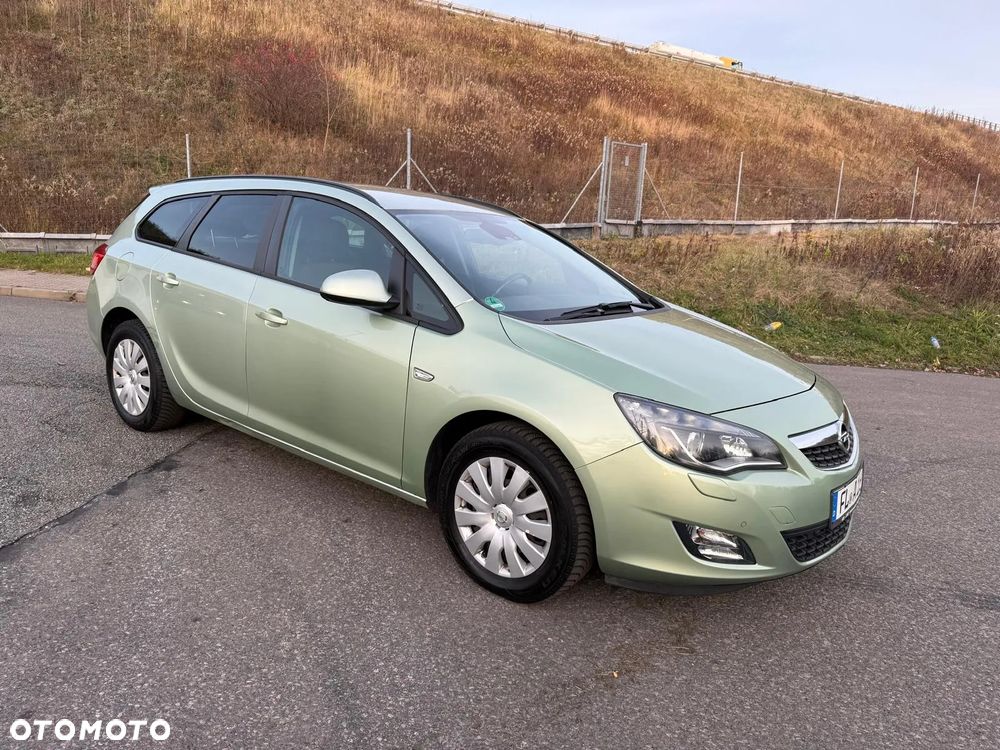 Opel Astra 1.7 CDTI DPF White Edition - 4