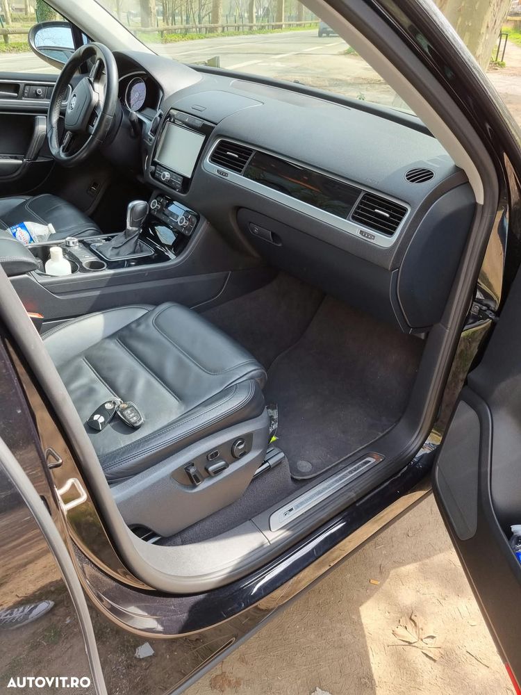 Volkswagen Touareg - 3