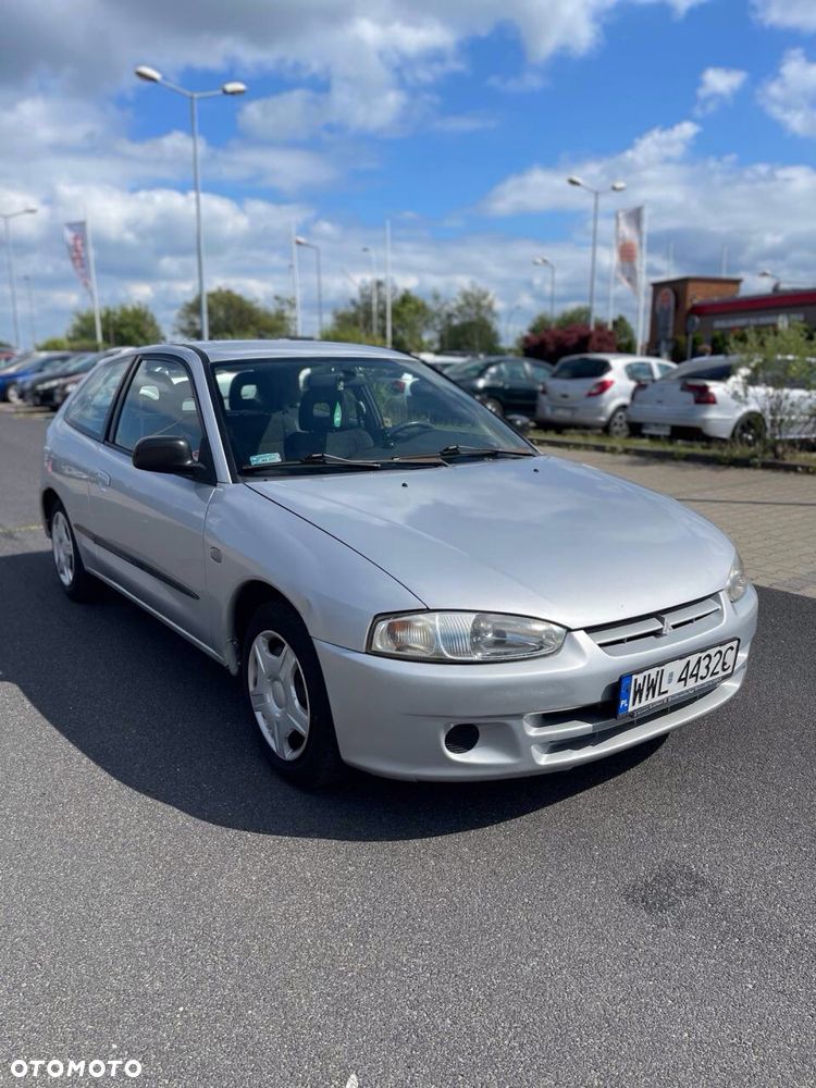 Mitsubishi Colt - 1