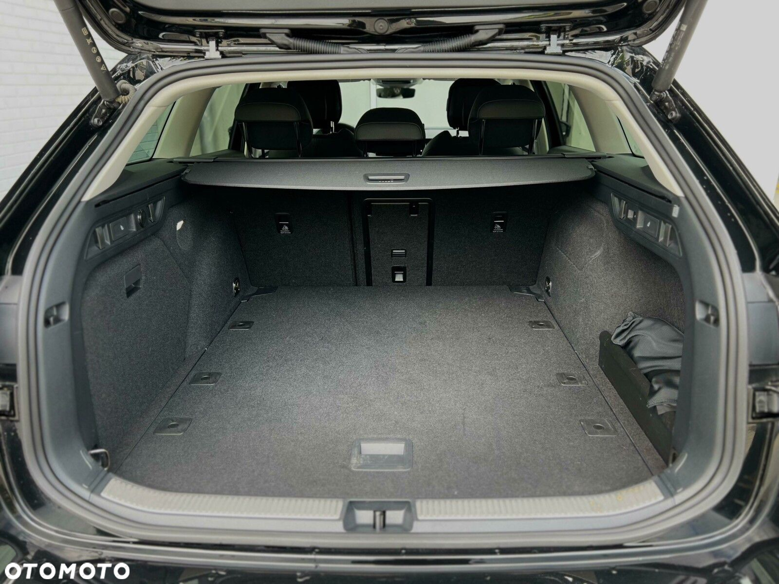 Skoda Superb 1.5 TSI L&K DSG - 24