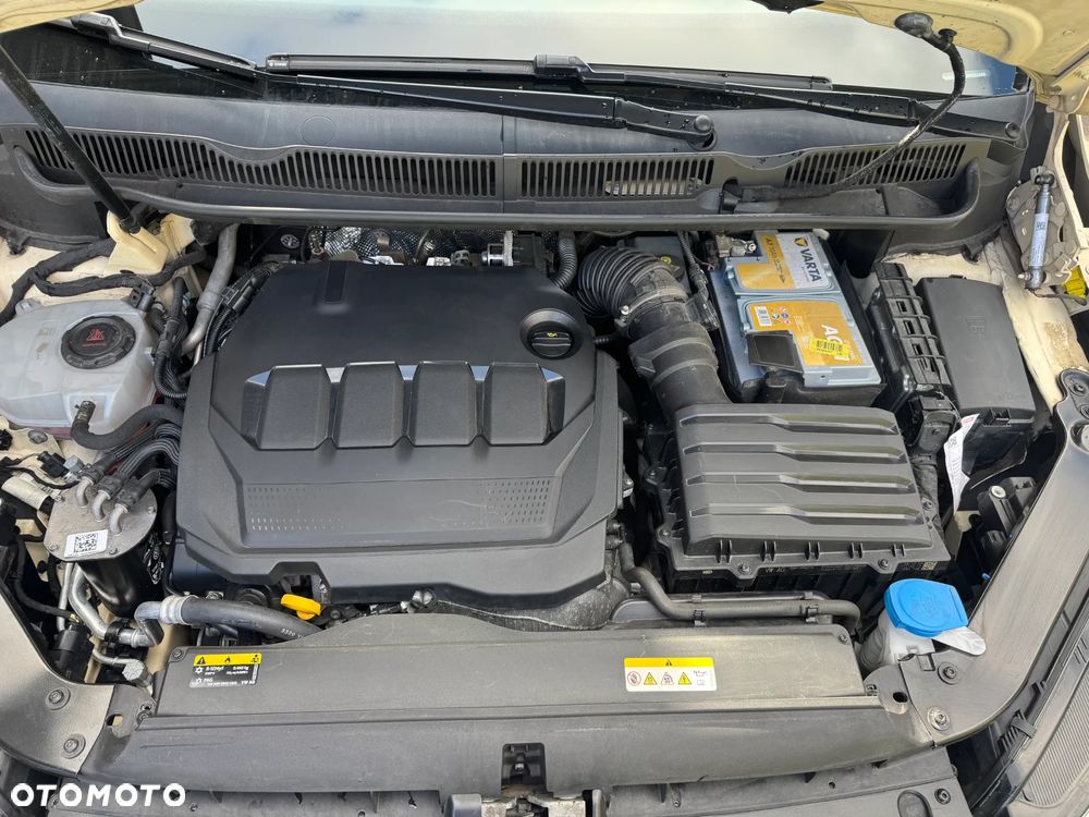 Volkswagen Touran 2.0 TDI SCR DSG Comfortline - 22