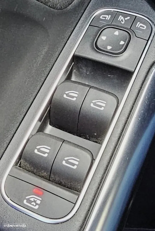 Mercedes-Benz GLA 180 d 8G-DCT AMG Line - 25