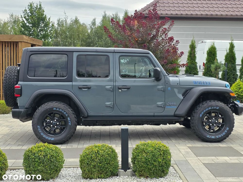 Jeep Wrangler - 4