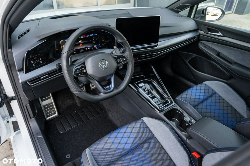 Volkswagen Golf - 14