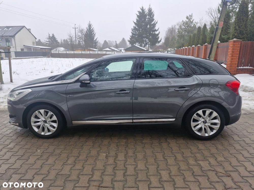 Citroën DS5 Hybrid4 EGS6 SoChic - 12