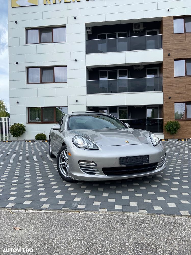 Porsche Panamera 4 PDK - 1