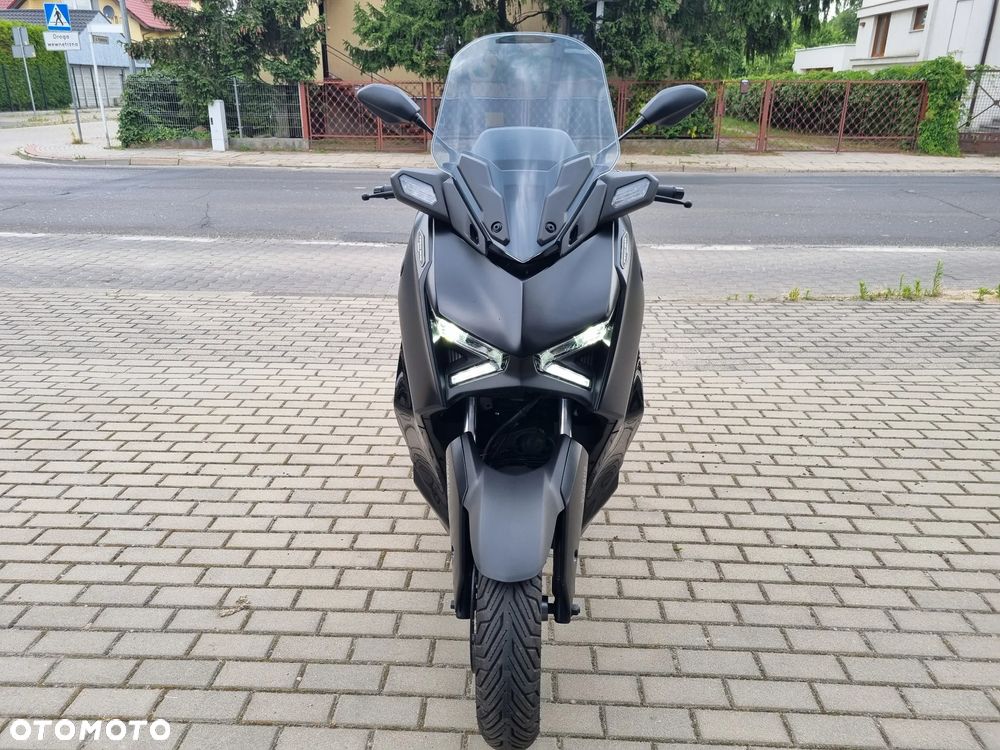 Yamaha X-max - 15