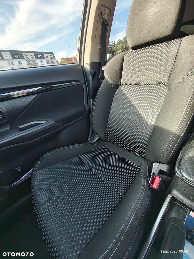 Mitsubishi Outlander - 28