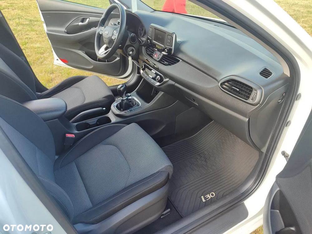 Hyundai i30 1.6 CRDi Comfort - 21
